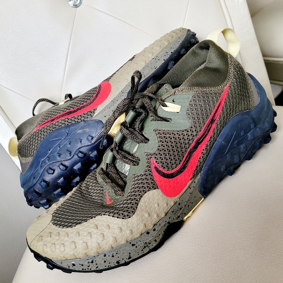 Nike Wildhorse7' Cargo KhakiSiren Red Trail/Running Hiking/Drive Sneaker Mens9.5 - Picture 12 of 16